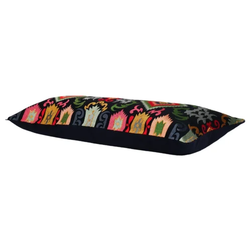 Aztec Long Lumbar – Black